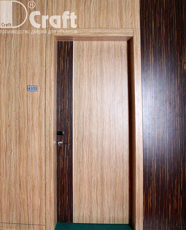 Портал - входная дверь в номер в гостиницах категорий 4 звезды и 5 звезд Портал - входная дверь в номер в гостиницах категорий 4 звезды и 5 звезд